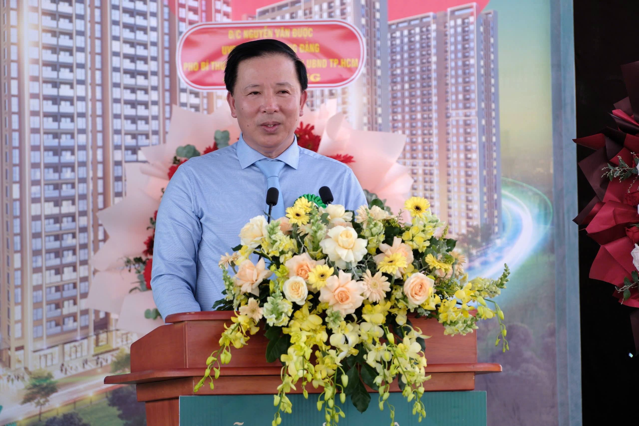 អង់គ្លេស៖ ព័ត៌មាន